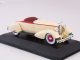    !  ! Packard V12 Le Baron Speedster, beige/red 1934 (WhiteBox (IXO))