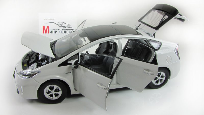 Toyota Prius Миничампс